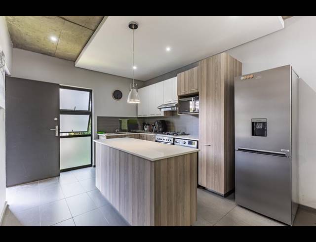 1 BEDROOM APARTMENT FOR SALE IN HAZELWOOD